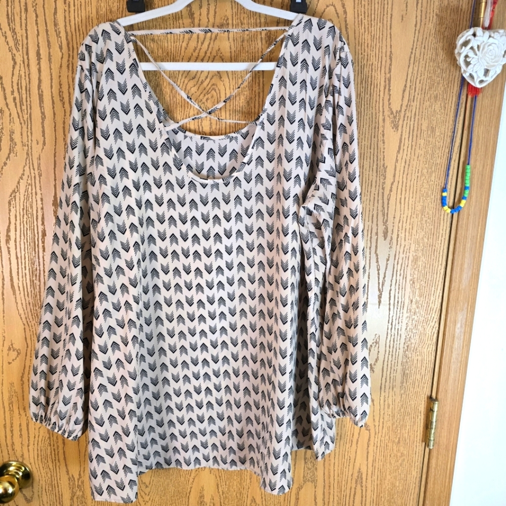 Tribal print women's blouse size 3